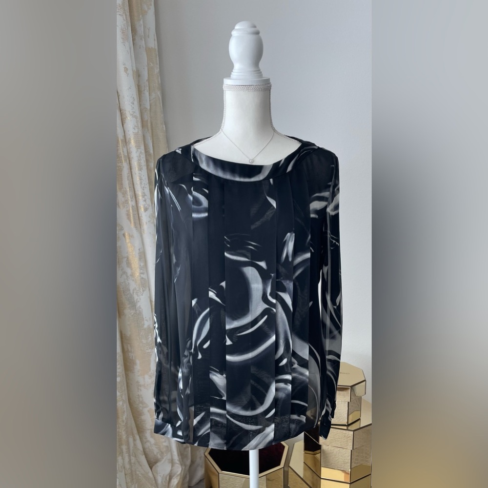 VersaceSilk Printed TopSize: US6, IT42